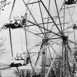 El Ku Klux Klan en una feria en 1928