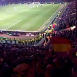 Afición del Celtic cantando Viva la Quinta Brigada partido contra Juventus