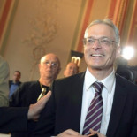 Suiza aprueba por aplastante 67,9% limitar el salarios de los directivos