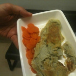 Mikel López Iturriaga: Comida enferma en el hospital