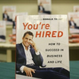 Escuela católica despide a una profesora por tener sexo antes del matrimonio y después ofrece a su novio el puesto (ENG)