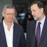 El hermano de Mariano Rajoy subleva a la mitad de los registradores con la reforma del Registro Civil