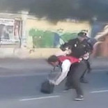 «Cuando me llevaban al furgón vi cómo los policías machacaban al otro detenido».