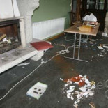 Estudiantes arrasan la casa alquilada para una fiesta de cumpleaños