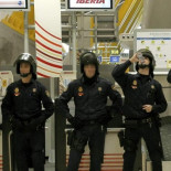 Muchos policías no llevarán el 25-A el número de identificación porque no les ha dado tiempo