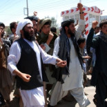 Ejecutan en público a una mujer acusada de adulterio en Afganistán