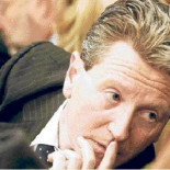 ´Los 15M son unos malnacidos e híbridos de hiena y rata´