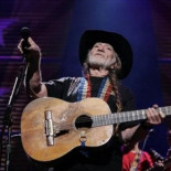 Famosos guitarristas y sus famosas peculiaridades