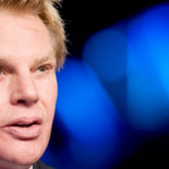 "Mis tiendas tienen éxito porque no contrato a gordas y porque viene gente guapa"