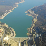 Un geólogo advierte de que la presa de Yesa está en peligro e insta a evacuar a los vecinos