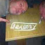 Publica una foto con su apodo escrito con cocaína y desarticulan su banda