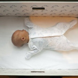 ¿Por qué los niños finlandeses duermen en cajas de cartón? [ENG]