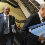 El ‘número 2’ de la sanidad catalana contrata con firmas que representa