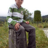 Un niño de 12 años vaga solo y descalzo día y medio por Oviedo para no enseñar las notas