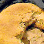 El Ayuntamiento de Palma, del PP, reparte restos de pan podrido y mohoso para los necesitados