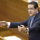 La Acadèmia de la Llengua responde al PP que valenciano y catalán 'son la misma lengua'