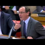 Irene Lozano enmudece a un histérico Alfonso Alonso:"Usted solo se pone en evidencia"