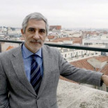 Llamazares critica que en España salga peor robar una gallina que millones de euros