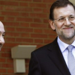 Un sondeo en intención de voto revela que los españoles desean seguir siendo robados y meados