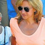 'La Caixa' pagará 180.000€ extra al año a la infanta Cristina por la casa y la escuela de los hijos,según El Mundo[CAT]