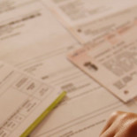 "Es insoportable ver cómo la humillan por 400 euros al mes"