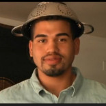 Un tejano Pastafari gana la batalla al DMV y es el primero en EEUU en llevar un colador en su foto de licencia [EN]