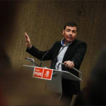 Tomás Gómez responde a la denuncia del PP de Madrid e implica a cinco excargos de Aguirre