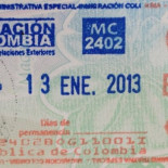 Una colección de sellos en el pasaporte