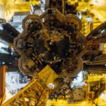 Esquiva la seguridad de la Sagrada Família y sube a lo alto de la grúa