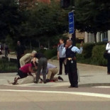 Al menos 12 muertos en un tiroteo en una base naval americana (ENG)