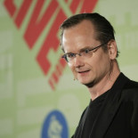 Compañía de discos se mete en una pelea sobre derechos de autor... con el tío equivocado [ENG]