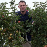 El manzano que produce 250 variedades de manzanas (ENG)