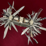 La Madre de todas las navajas suizas