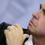 El Gobierno prevé nuevas subidas del recibo de la luz en 2014