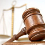 Denuncian una oferta de empleo que buscaba una camarera sin familia y "cachondona"