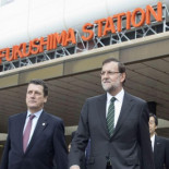 Un contador Geiger medía la radiactividad de Rajoy en Fukushima