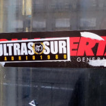 Multa a cuatro aficionados del Real Madrid por mostrar símbolos nazis