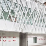 Botella retira subvenciones a 20 instituciones pero otorga 450.000 euros a la Fundación ABC