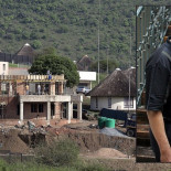 Reino Unido da 19 millones de libras como ayuda a Sudafrica - su presidente se gasta 17.5  millones en su palacio. [ENG]