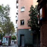 Una multitud obliga a 10 mossos a suspender la detención de un joven