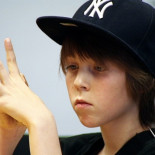 Tom, el pequeño crudivegano