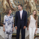 El PP considera "un milagro" que la casa real viva "con dignidad" con su presupuesto