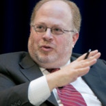 "Alemania estafa  a Europa y al resto del mundo con su política económica"