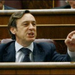 Denuncian a Hernando por decir que las víctimas de Franco sólo se acuerdan de sus familiares "cuando hay subvenciones"