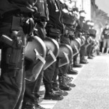 The Guardian: España se suma a los estados que caminan hacia una 'democracia autoritaria'