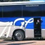 Alumnos de un instituto se atrincheran durante siete horas en el autobús escolar