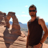 El estremecedor salto en paracaídas visto desde abajo