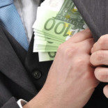 Cinco consejos para adjudicar concursos públicos a dedo sin violar la ley