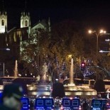 Cargas policiales en las calles de Madrid tras la protesta Rodea el Congreso