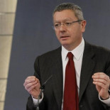 "En el baño, las del Partido Popular te dicen que están contra la ley"